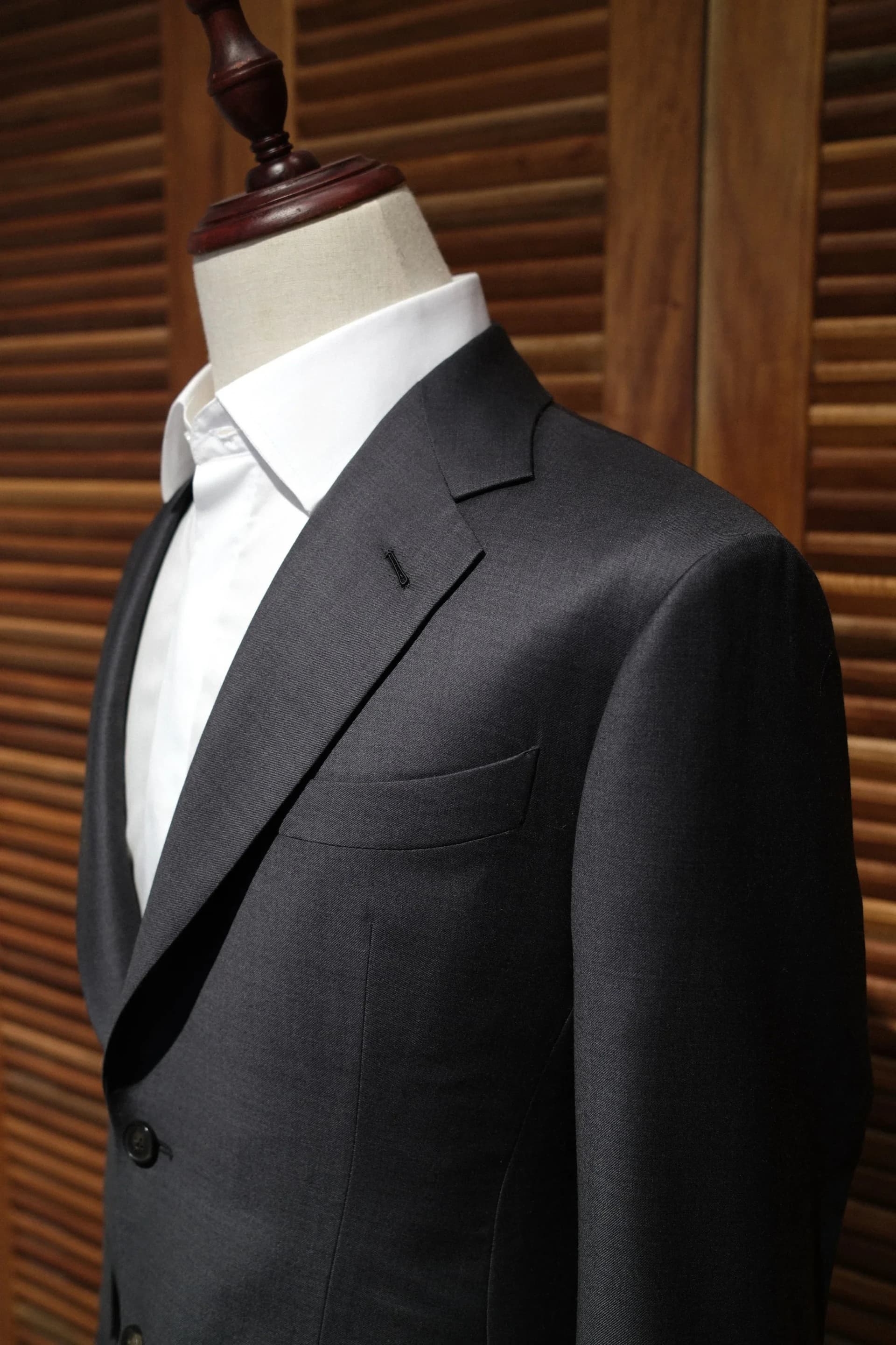 Tropical wool bespoke suit by Endel Tailor Bangkok