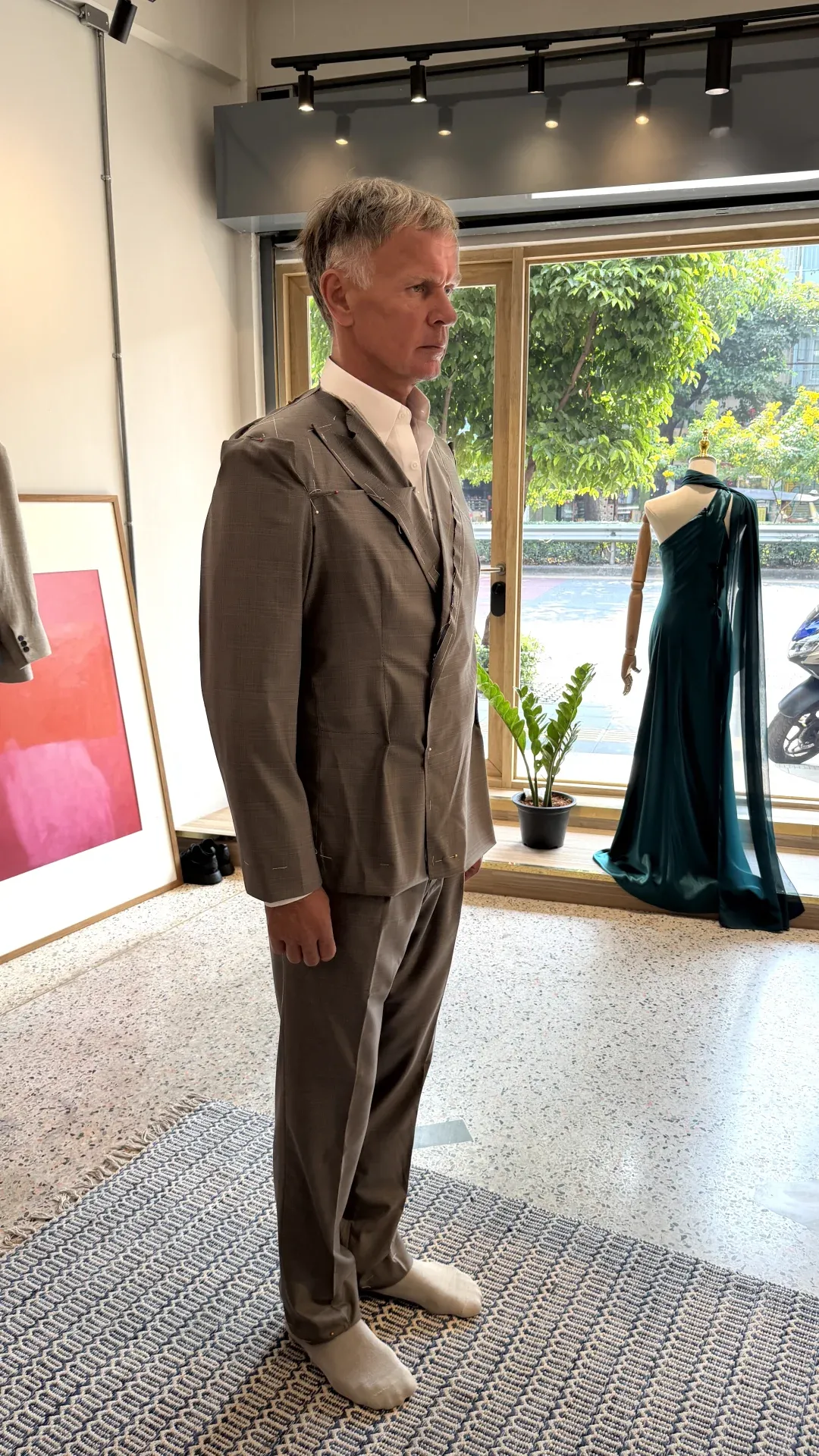 What to Expect: The Bespoke Suit Process at Endel Tailor Bangkok