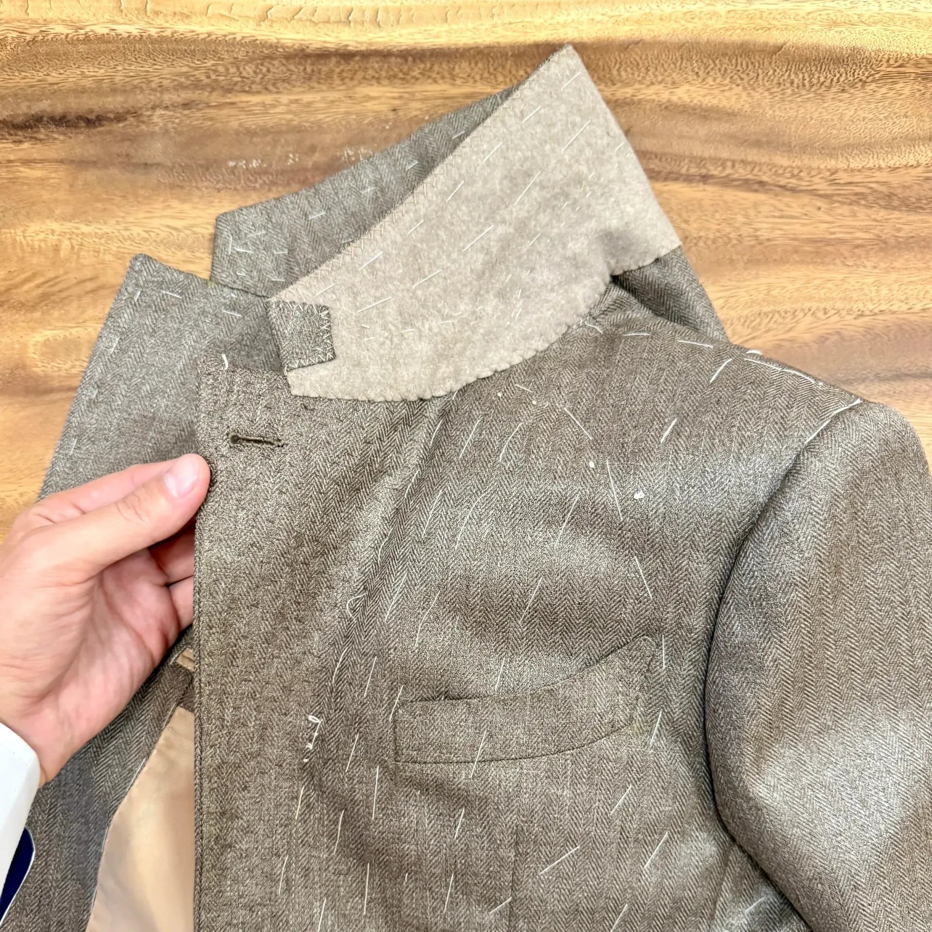 Hand-stitched full-canvas jacket construction detail by Endel Tailor Bangkok
